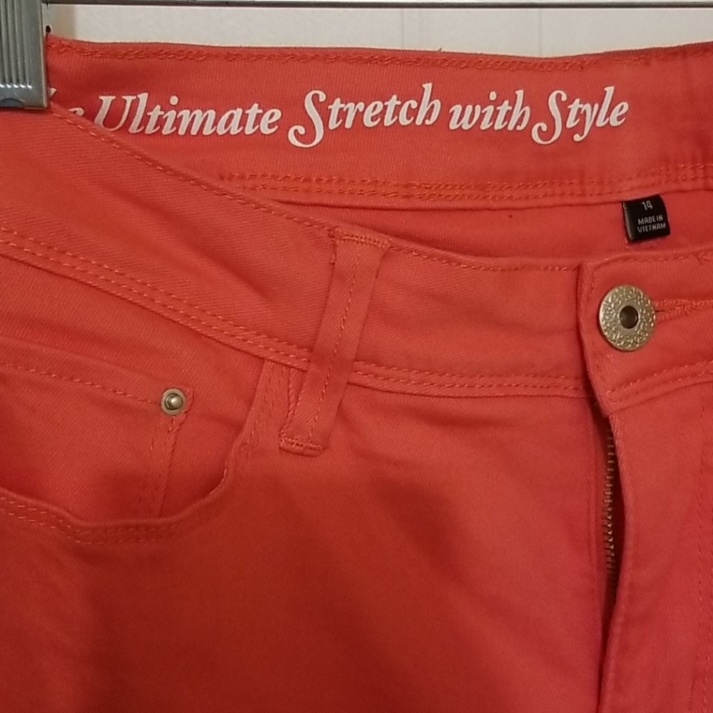 Pants - Picture 2 of 7